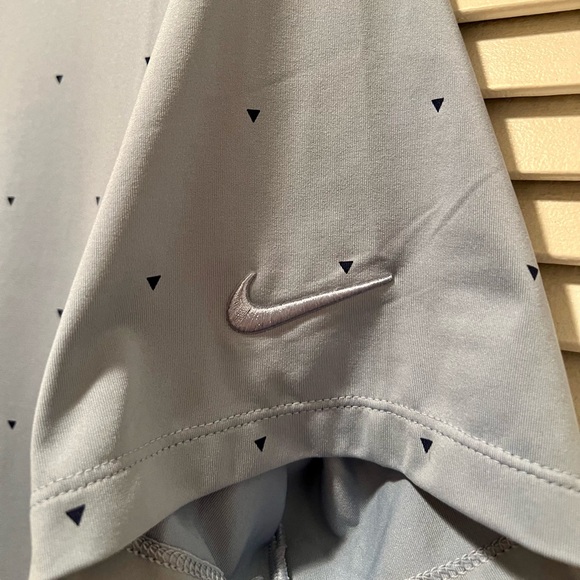 Men’s Nike Dri-Fit Golf Polo - Picture 4 of 5